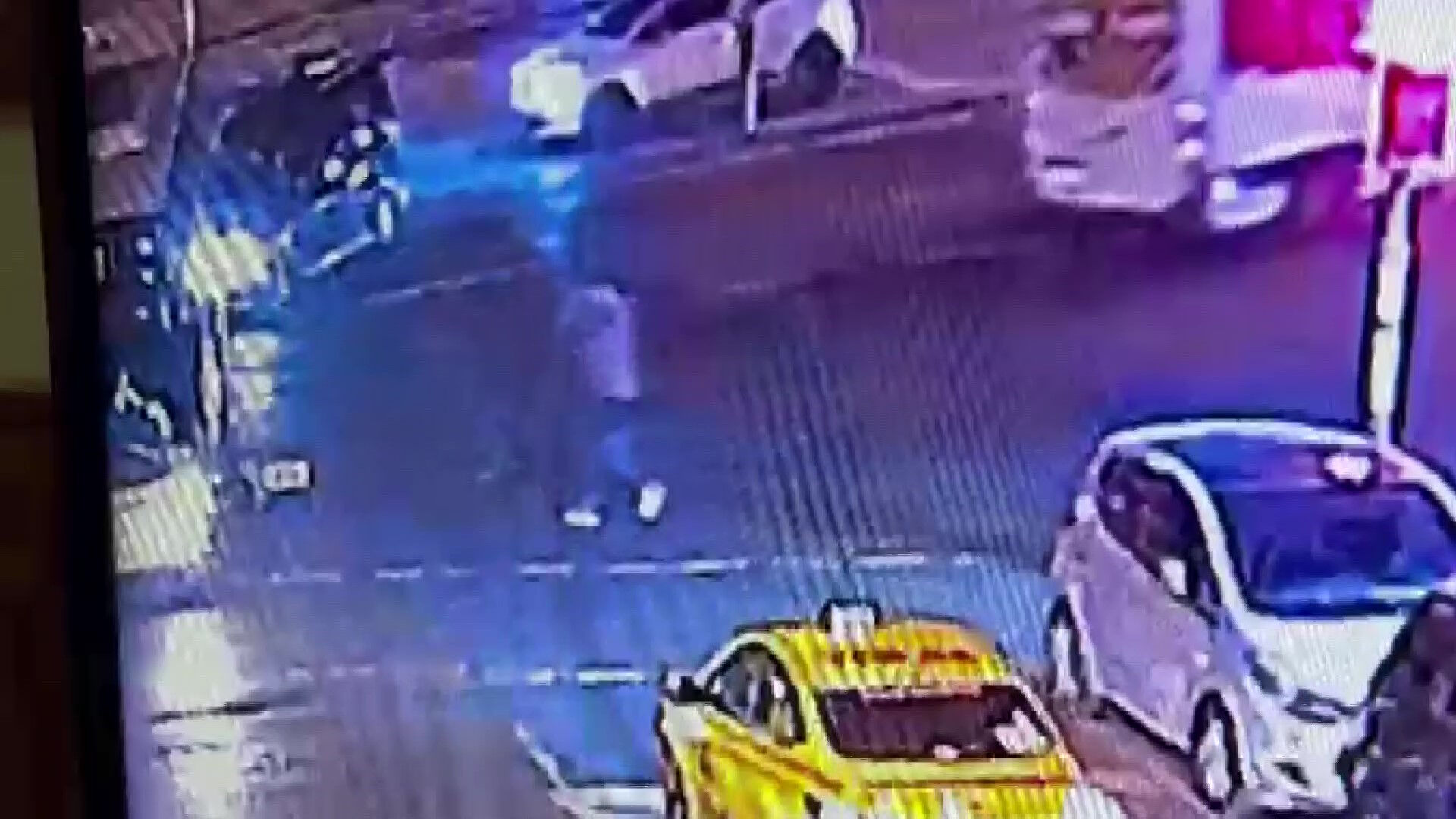 İETT otobüsünün çarptığı çocuk hayatını kaybetti İETT otobüsünün çarptığı çocuk hayatını kaybetti - 1. Resim