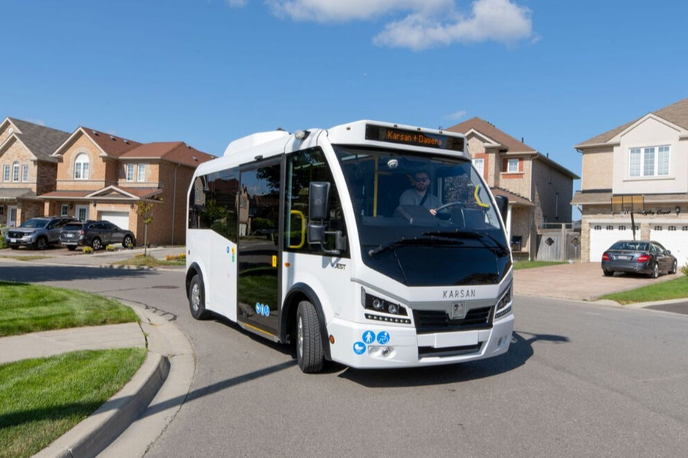 Karsan e-JEST İngiltere yolunda! Sağdan direksiyonlu yerli elektrikli minibüs dikkat çekiyor Karsan e-JEST İngiltere yolunda! Sağdan direksiyonlu yerli elektrikli minibüs dikkat çekiyor - 3. Resim