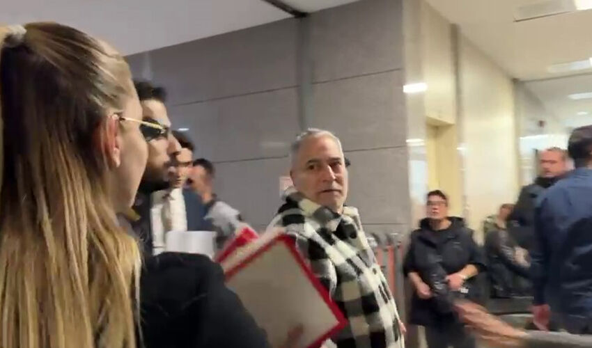 Mehmet Ali Erbil ve Serdar Ortaç'ın tutuklanma talebine ret Mehmet Ali Erbil ve Serdar Ortaç'ın tutuklanma talebine ret - 4. Resim