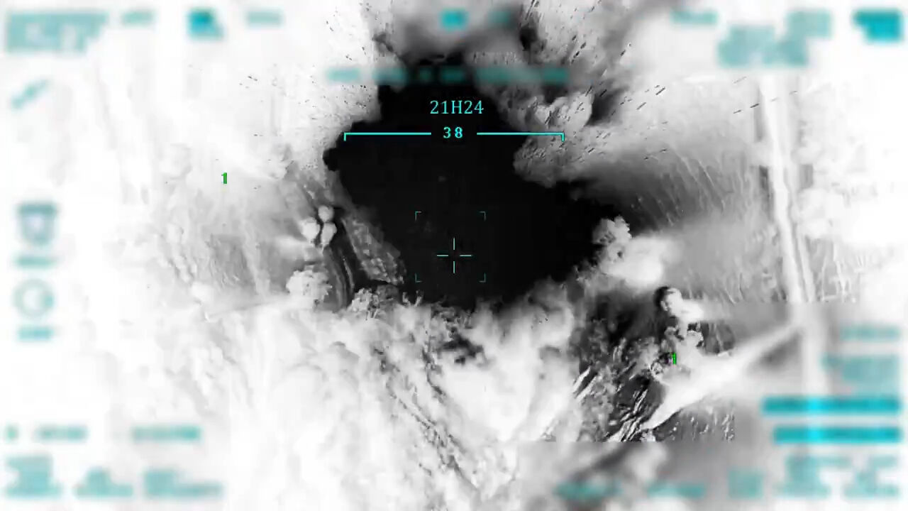 Türk askeri Irak'ın kuzeyindeki Asos'u bombaladı! 5 PKK'lı öldürüldü - 2. Resim