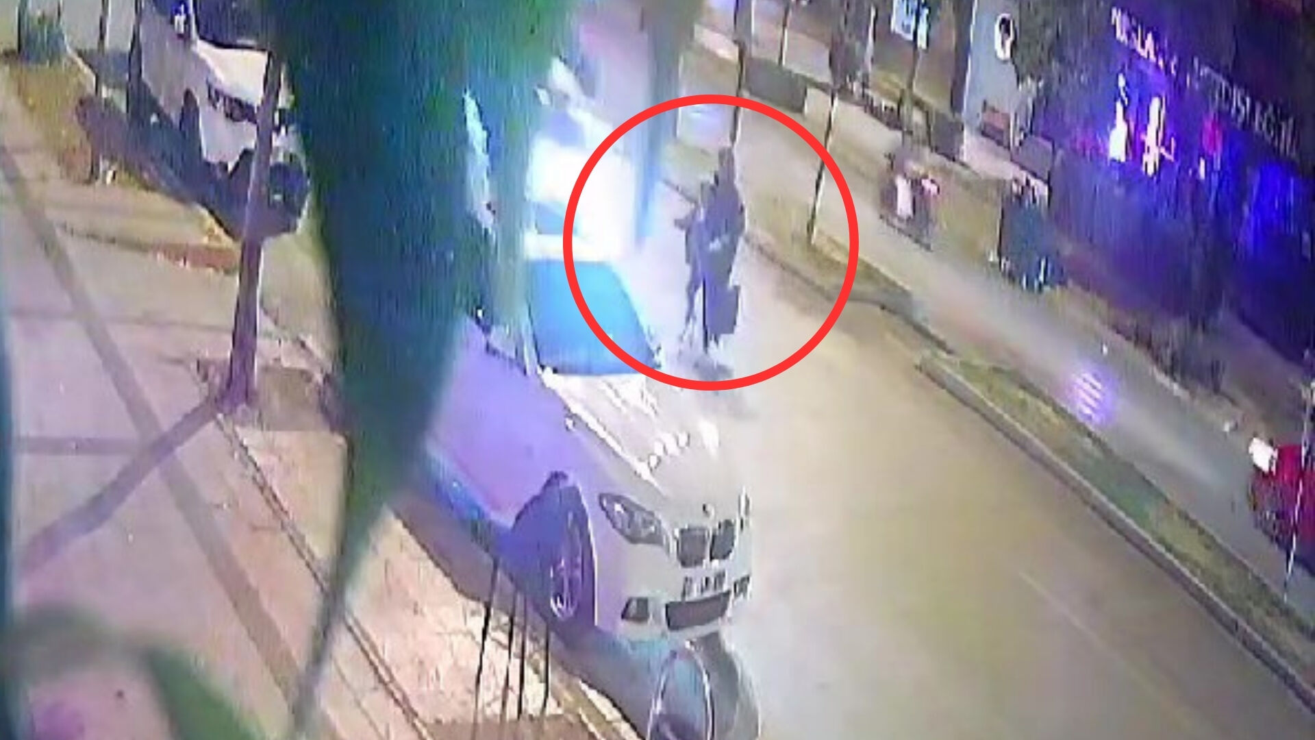 Adana’da feci kaza: Anne ve oğluna aynı yerde iki ayrı araç çarptı - 1. Resim