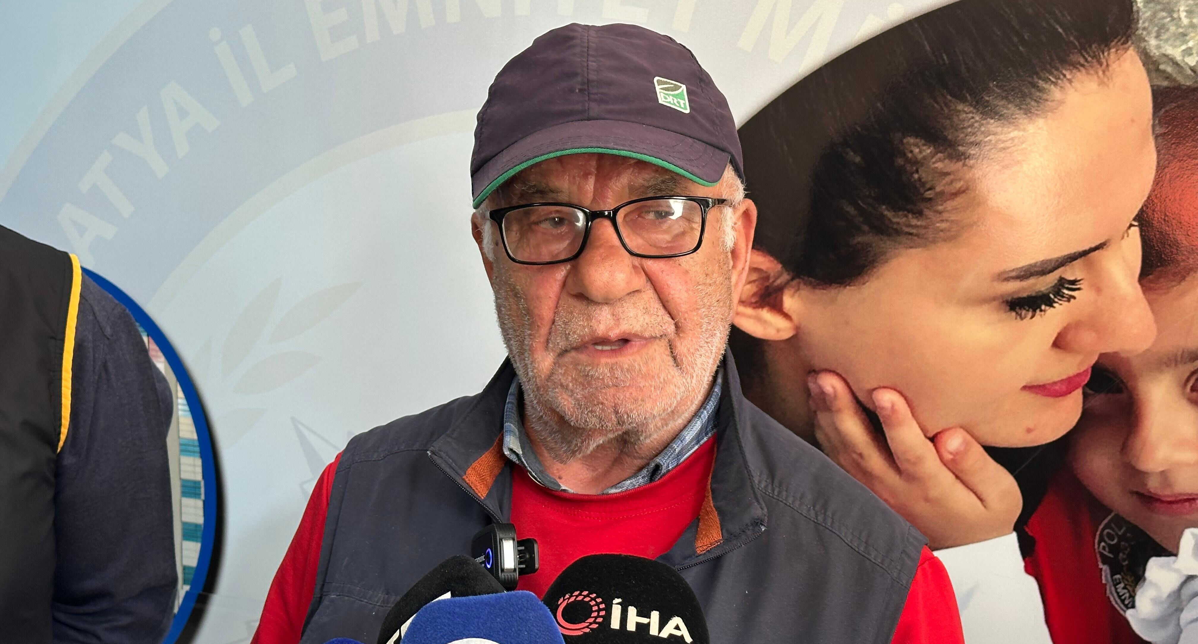 Dolandırıcıların oyununa geldi, 10 saat yol gitti! Gerçeği 'telefonun şarjı' sayesinde öğrendi Dolandırıcıların oyununa geldi, 10 saat yol gitti! Gerçeği 'telefonun şarjı' sayesinde öğrendi - 1. Resim