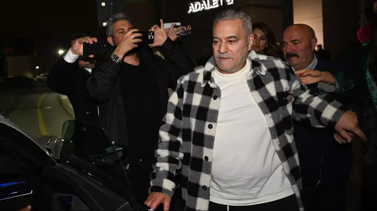 'En korkunç gündü' diyerek babası hakkında konuştu! Yasmin Erbil'in sözleri gündem oldu - 2. Resim