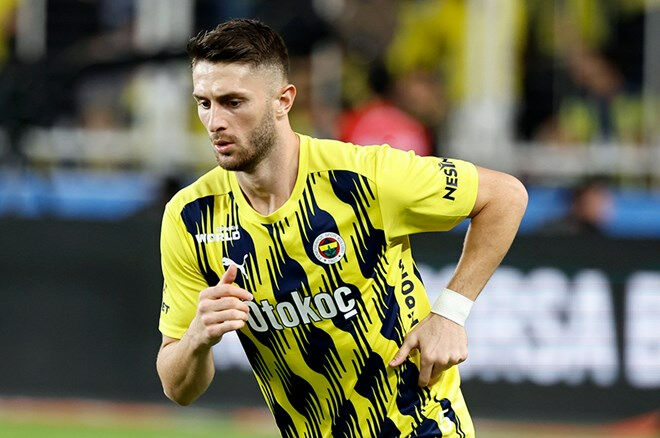 Fenerbahçe'de İsmail Yüksek'le anlaşma tamam! Maaşını 4'e katlayacak Fenerbahçe'de İsmail Yüksek'le anlaşma tamam! Maaşını 4'e katlayacak - 3. Resim