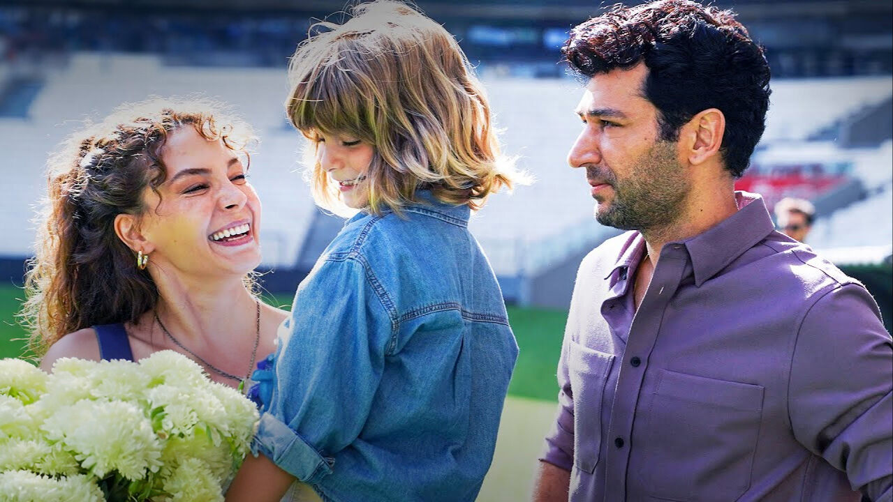 Gizli Bahçe final mi yapıyor, bitiyor mu? Başrolleri Murat Yıldırım ve Ebru Şahin paylaşıyor  Gizli Bahçe final mi yapıyor, bitiyor mu? Başrolleri Murat Yıldırım ve Ebru Şahin paylaşıyor  - 2. Resim