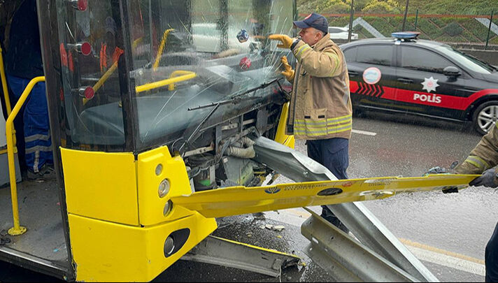 İstanbul'da İETT kabusu! Acı bilanço her geçen gün artıyor İstanbul'da İETT kabusu! Acı bilanço her geçen gün artıyor - 1. Resim