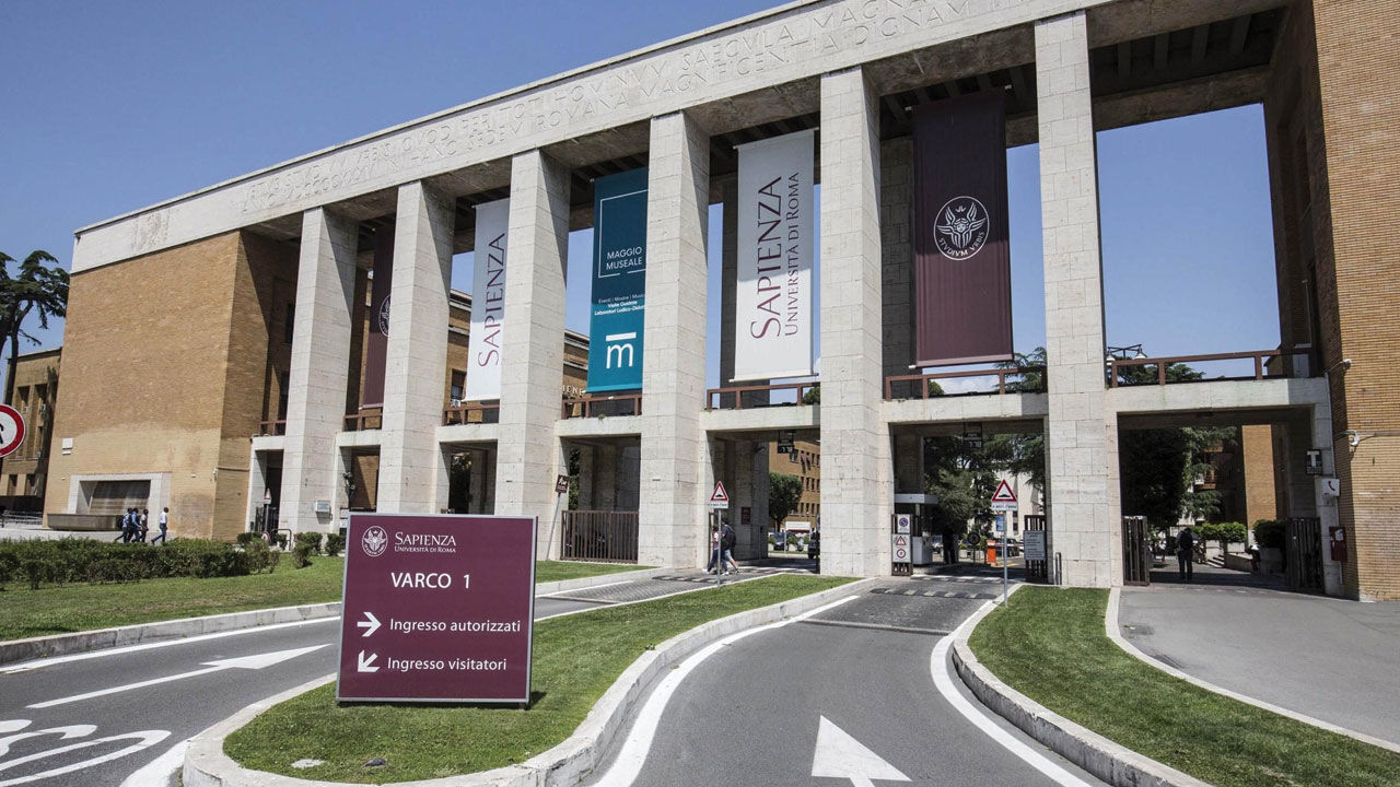 İtalya'nın Türk öğrencilere vize vermemesi isyan ettirdi - 1. Resim