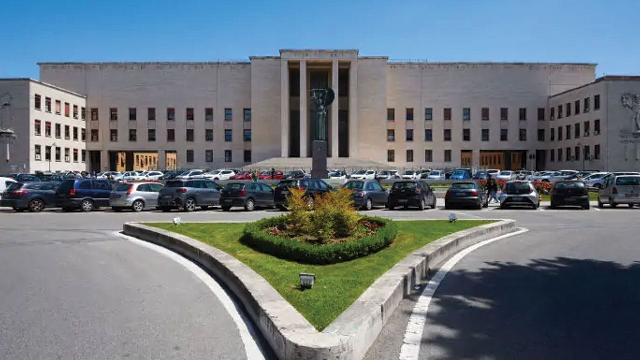 İtalya'nın Türk öğrencilere vize vermemesi isyan ettirdi - 3. Resim