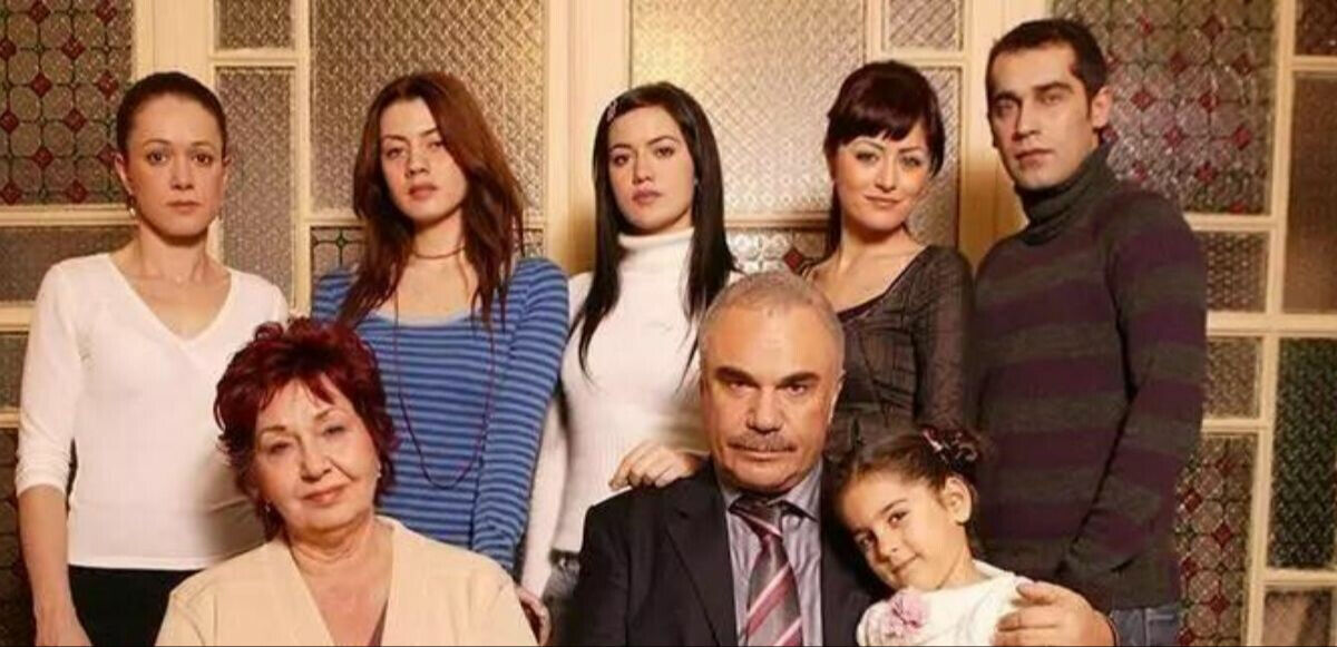 Tekrar yayımlanan Yaprak Dökümü bugün neden yok, saati mi değişti? Tekrar yayımlanan Yaprak Dökümü bugün neden yok, saati mi değişti? - 2. Resim