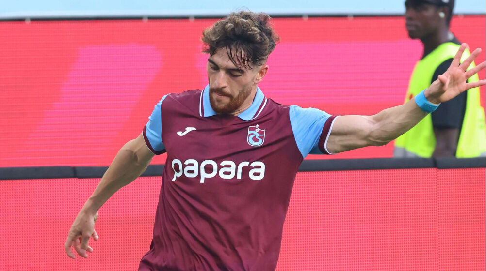 Trabzonspor'un yıldızı neden 79 numarayı tercih etti? Ronaldo detayını açıkladı - 2. Resim