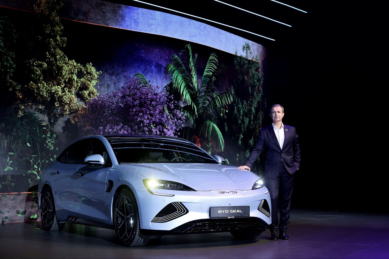 1.2 milyon TL'ye Dolphin! İşte BYD'nin Türkiye'de indirimli olarak satışa sunduğu modeller ve fiyatları 1.2 milyon TL'ye Dolphin! İşte BYD'nin Türkiye'de indirimli olarak satışa sunduğu modeller ve fiyatları - 3. Resim