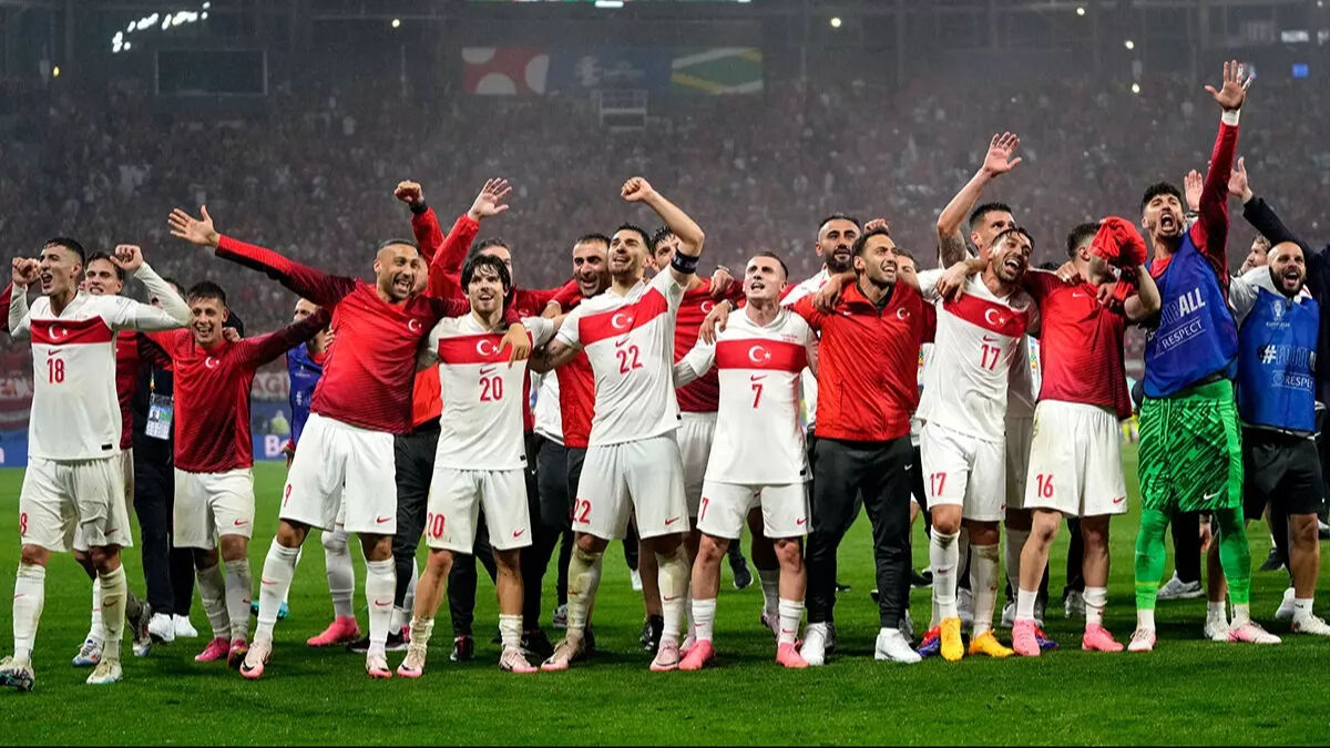 Ahmed Kutucu A Milli Takım kadrosundan çıkarıldı! Türkiye-Galler maçı ne zaman, güncel kadroda kimler var? Ahmed Kutucu A Milli Takım kadrosundan çıkarıldı! Türkiye-Galler maçı ne zaman, güncel kadroda kimler var? - 2. Resim