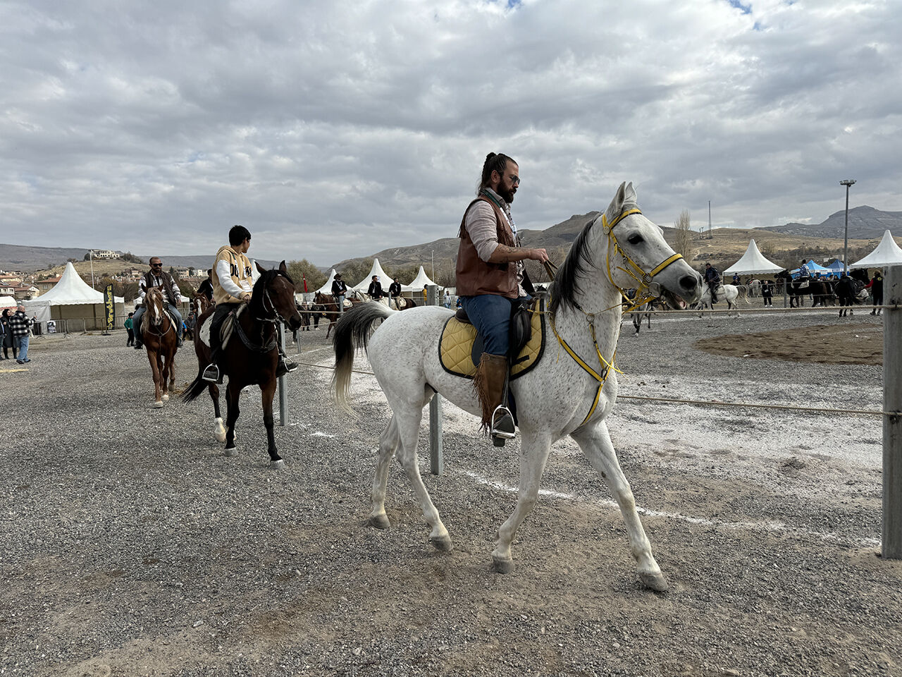 At Festivali başladı, halk akın etti! Ürgüp'te Kapadokya'nın en güzel atı seçilecek - 3. Resim