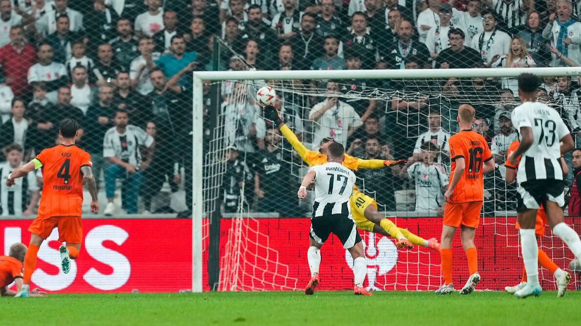 Galatasaray'da Muslera'nın yerine Kaua Santos geliyor! Beşiktaş maçında duvar örmüştü Galatasaray'da Muslera'nın yerine Kaua Santos geliyor! Beşiktaş maçında duvar örmüştü - 7. Resim