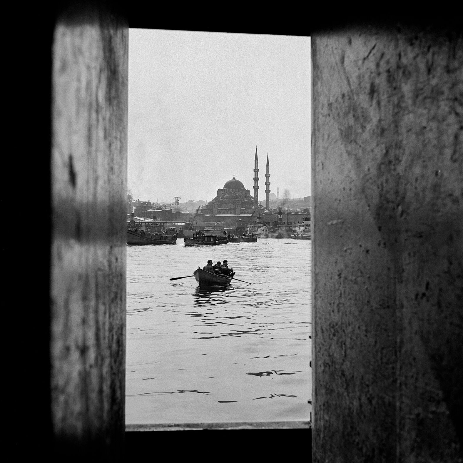İyi sabahlar İstanbul! Şehir uyanırken Ara Güler fotoğraflamış - 1. Resim