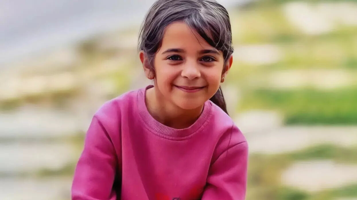 Narin Güran cinayetinde kritik gelişme! Enes Güran'ın kolundaki ısırık ve gözündeki darp izleri ilk kez yayınlandı Narin Güran cinayetinde kritik gelişme! Enes Güran'ın kolundaki ısırık ve gözündeki darp izleri ilk kez yayınlandı - 1. Resim