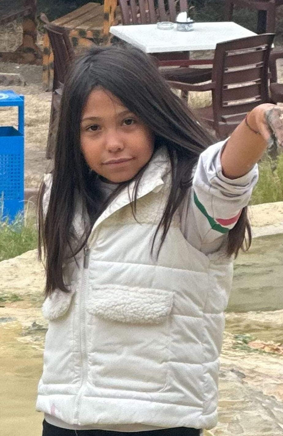 Oyun oynadığı anda dehşeti yaşadı! Denizli'de üzerine demir kapı düşen 8 yaşındaki Asya hayatını kaybetti - 1. Resim