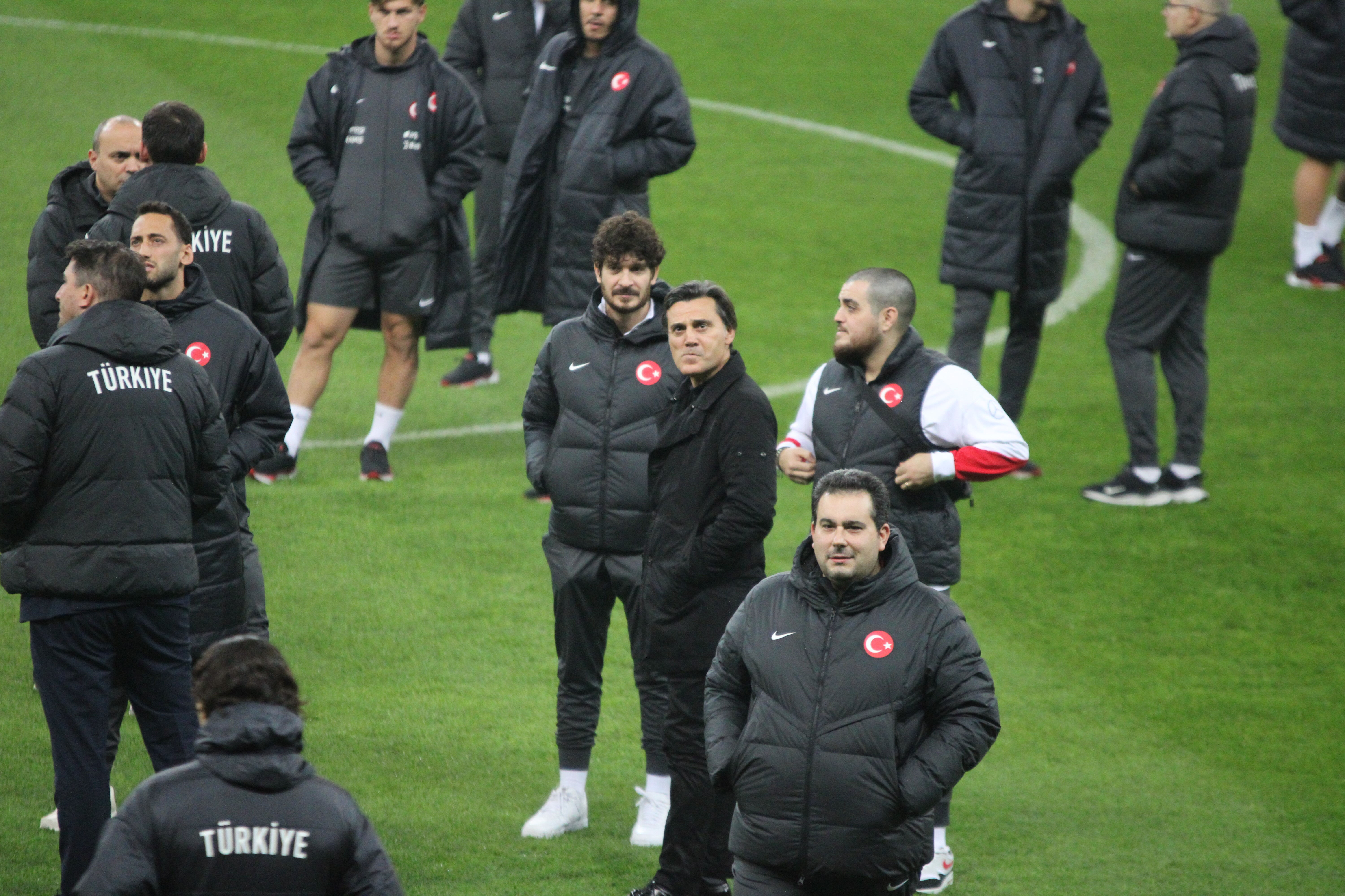 Roma iddialarına cevap verdi! Montella'dan Galler maçı öncesi flaş açıklama - 2. Resim
