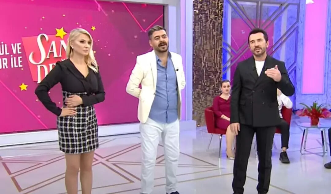 Songül Karlı canlı yayında fenalaştı! Karnından tutarak 'Çok kötüyüm' dedi Songül Karlı canlı yayında fenalaştı! Karnından tutan sunucunun sakin tavırları dikkat çekti - 5. Resim