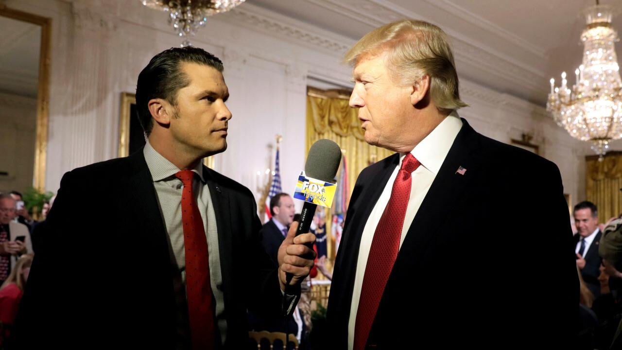 Trump'ın Pentagon'u teslim edeceği Hegseth'in sicili kabarık çıktı! 2017'de cinsel saldırıyla suçlandı - 1. Resim