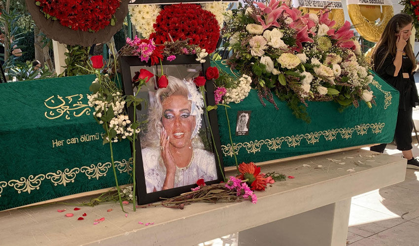 Ahu Tuğba’nın kızı Anjelik’e büyük miras! Saymaya çekindi, cevabıyla takdir topladı - 2. Resim