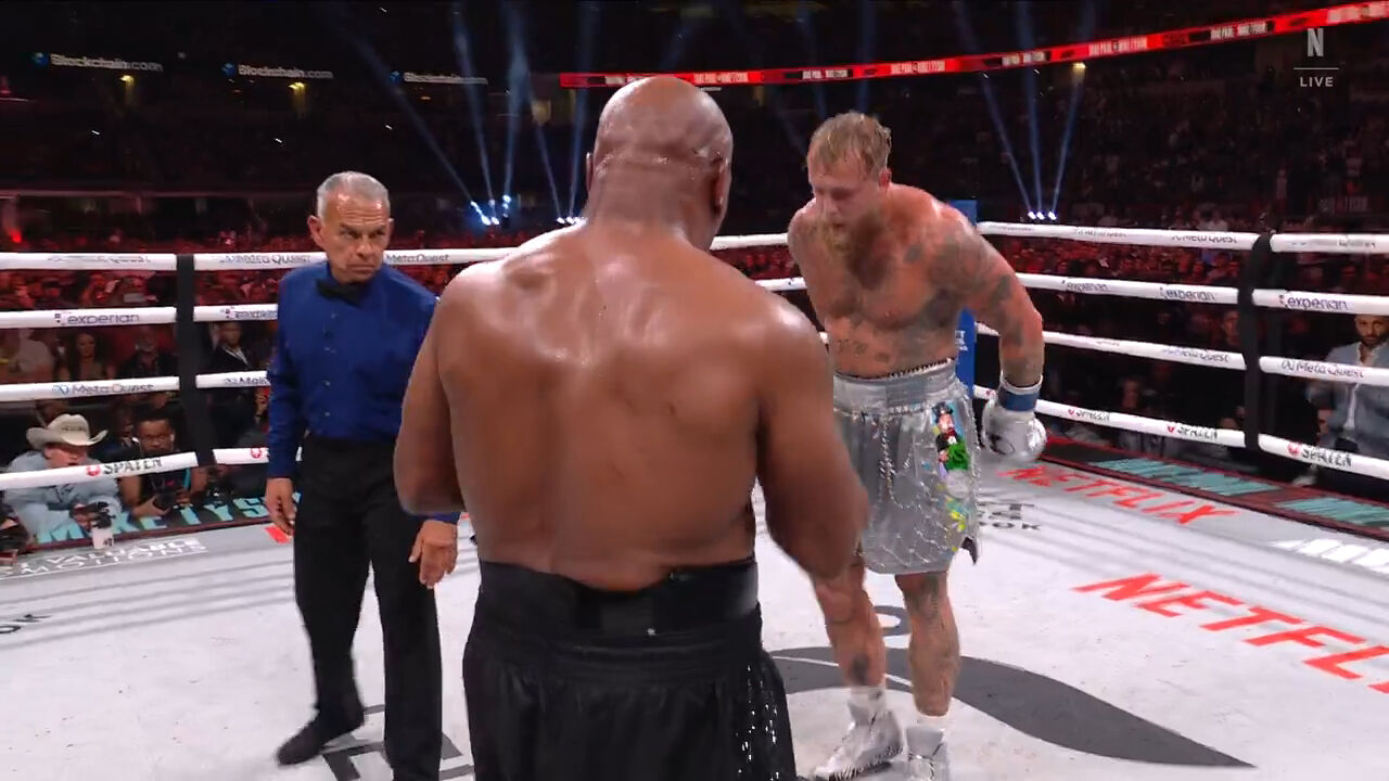 Maçın sonuna damgasını vurdu! Jake Paul'dan efsaneye beklenmedik hareket - 1. Resim