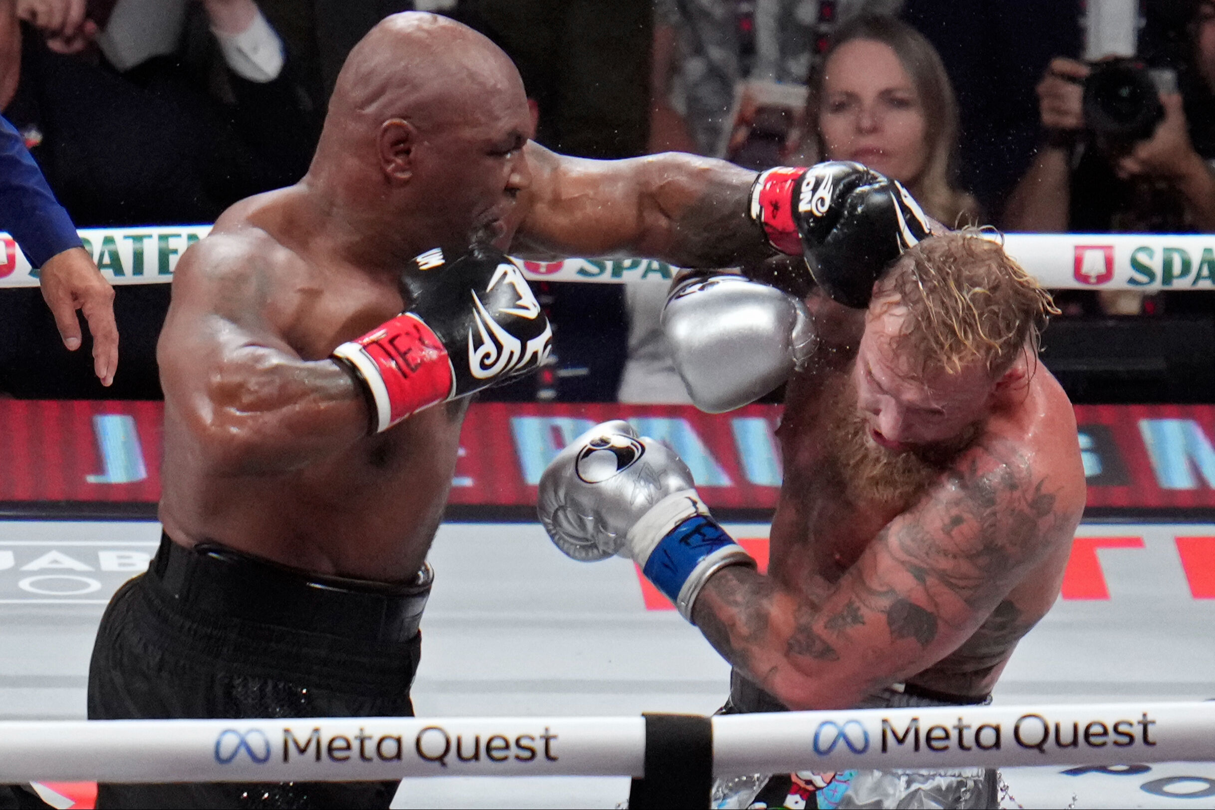 Dünya Mike Tyson-Jake Paul boks maçına odaklandı! Tarihi anlar... - 2. Resim