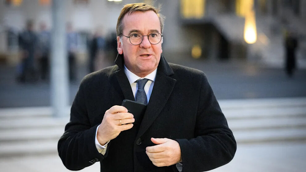 Savunma Bakanı Boris Pistorius kimdir? Almanya'da erken seçim öncesi 'en sevilen politikacılar' listesinde ilk sırada! - 4. Resim