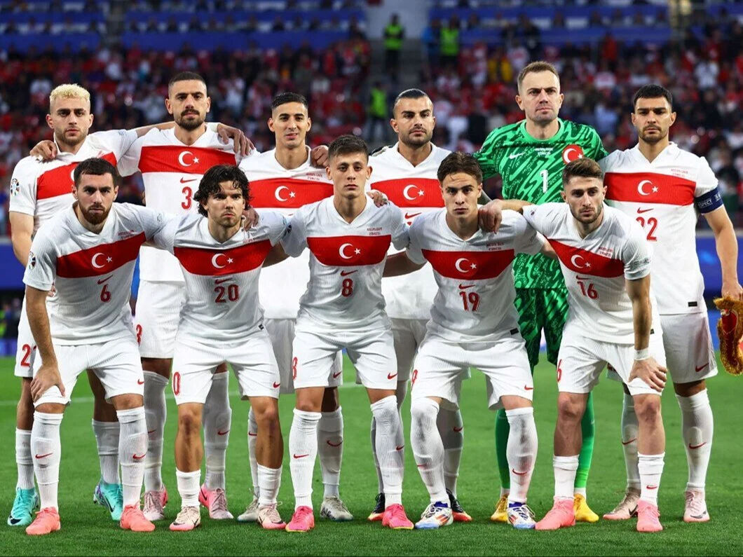 Türkiye-Galler maçı muhtemel 11'ler belli oldu mu? Kenan Yıldız forma giyemeyecek! Türkiye-Galler maçı muhtemel 11'ler belli oldu mu? Kenan Yıldız forma giyemeyecek! - 4. Resim