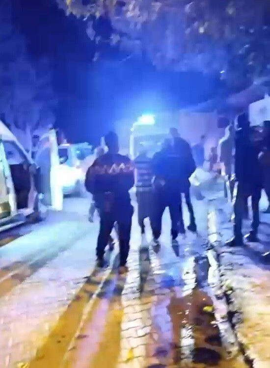 Yerel seçimden bu yana husumetli olan iki grup arasında silahlı kavga: 4 kişi yaralandı - 1. Resim