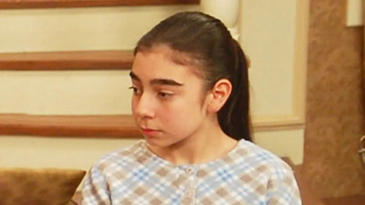 Birsu Demir değişimiyle ağızları açık bıraktı! Son hali Türkan Şoray’a benzetildi Birsu Demir değişimiyle ağızları açık bıraktı! Son hali Türkan Şoray’a benzetildi - 1. Resim