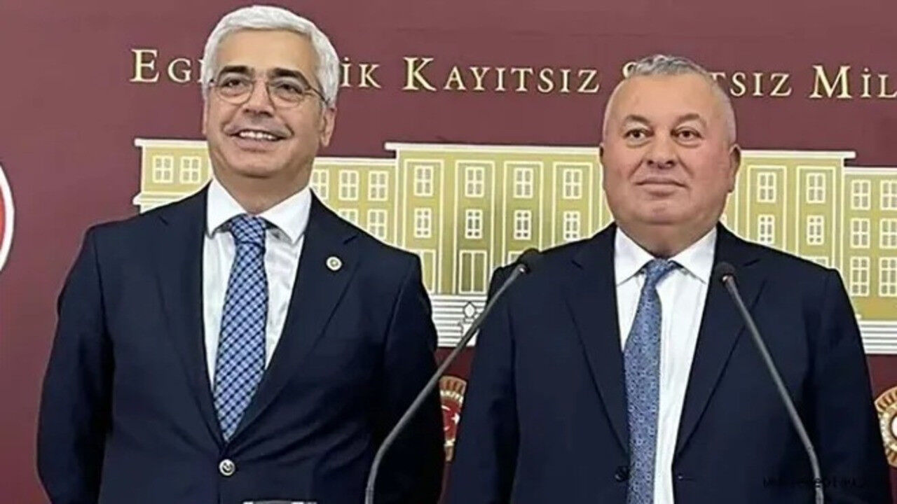 Demokrat Parti'de 'darbe' depremi! Cemal Enginyurt ve Salih Uzun istifa edecek - 2. Resim