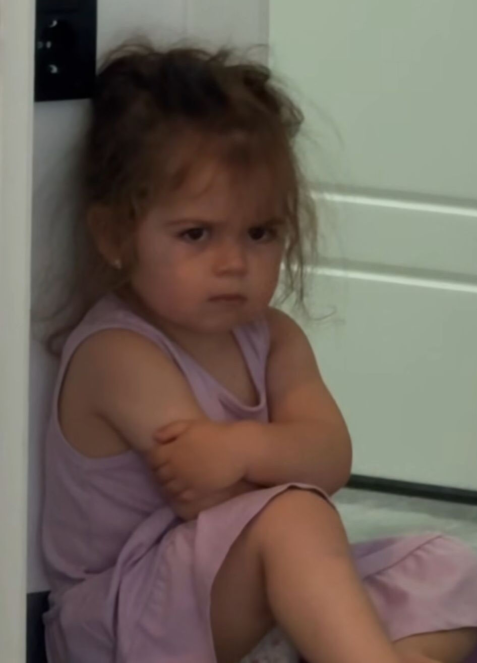 'My arkadaş here' Sophia Vera  20 saniyelik videoyla kalpleri kazandı - 1. Resim