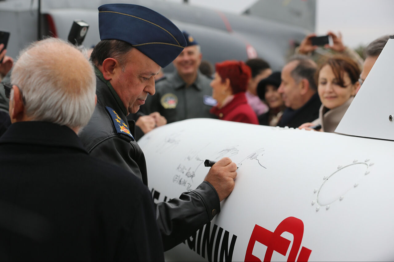 Panter Filo göklerde! F-4E Phantom uçakları 50’nci yılını Eskişehir semalarındaki şovuyla kutladı - 4. Resim