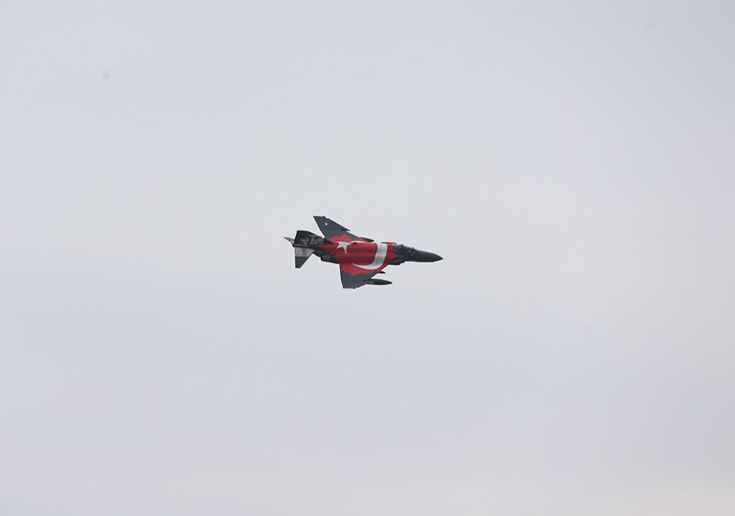Panter Filo göklerde! F-4E Phantom uçakları 50’nci yılını Eskişehir semalarındaki şovuyla kutladı - 10. Resim