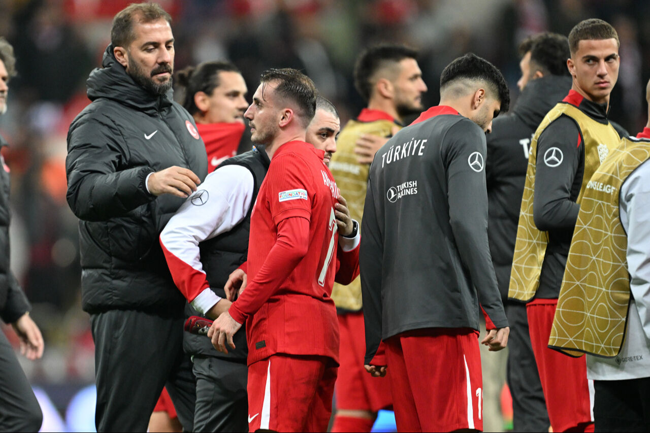 Spor yazarları Türkiye-Galler maçını değerlendirdi! Penaltı kaçıran Kerem Aktürkoğlu için çarpıcı sözler - 4. Resim