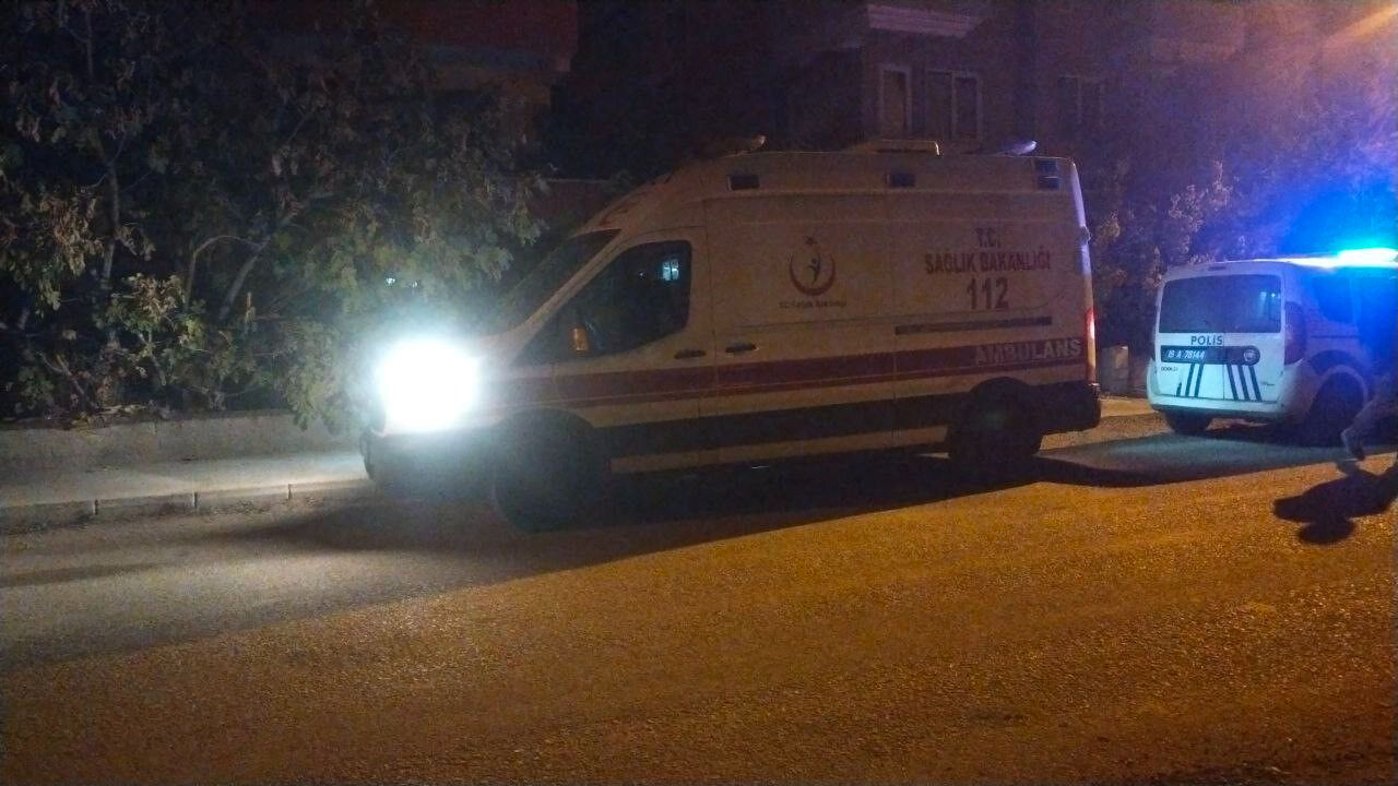 Ardında mektup bıraktı, evini ateşe verdi! Hem oğlunu hem kendini öldürdü - 1. Resim