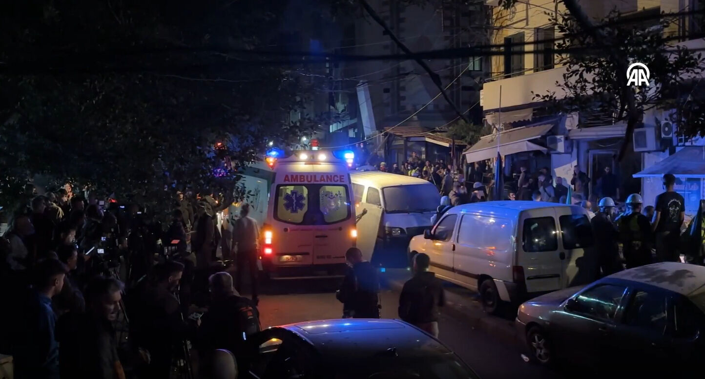 Ateşkesin gölgesinde savaş sürüyor! Beyrut ve Tel  Aviv'de bombalar patladı Ateşkesin gölgesinde savaş sürüyor! Beyrut ve Tel  Aviv'de bombalar patladı - 1. Resim