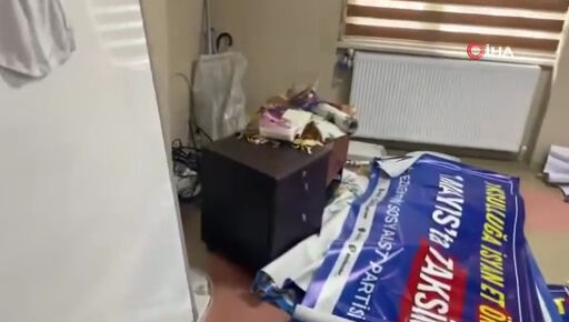 Esenyurt DEM Parti ilçe başkanlarına gözaltı! - 1. Resim