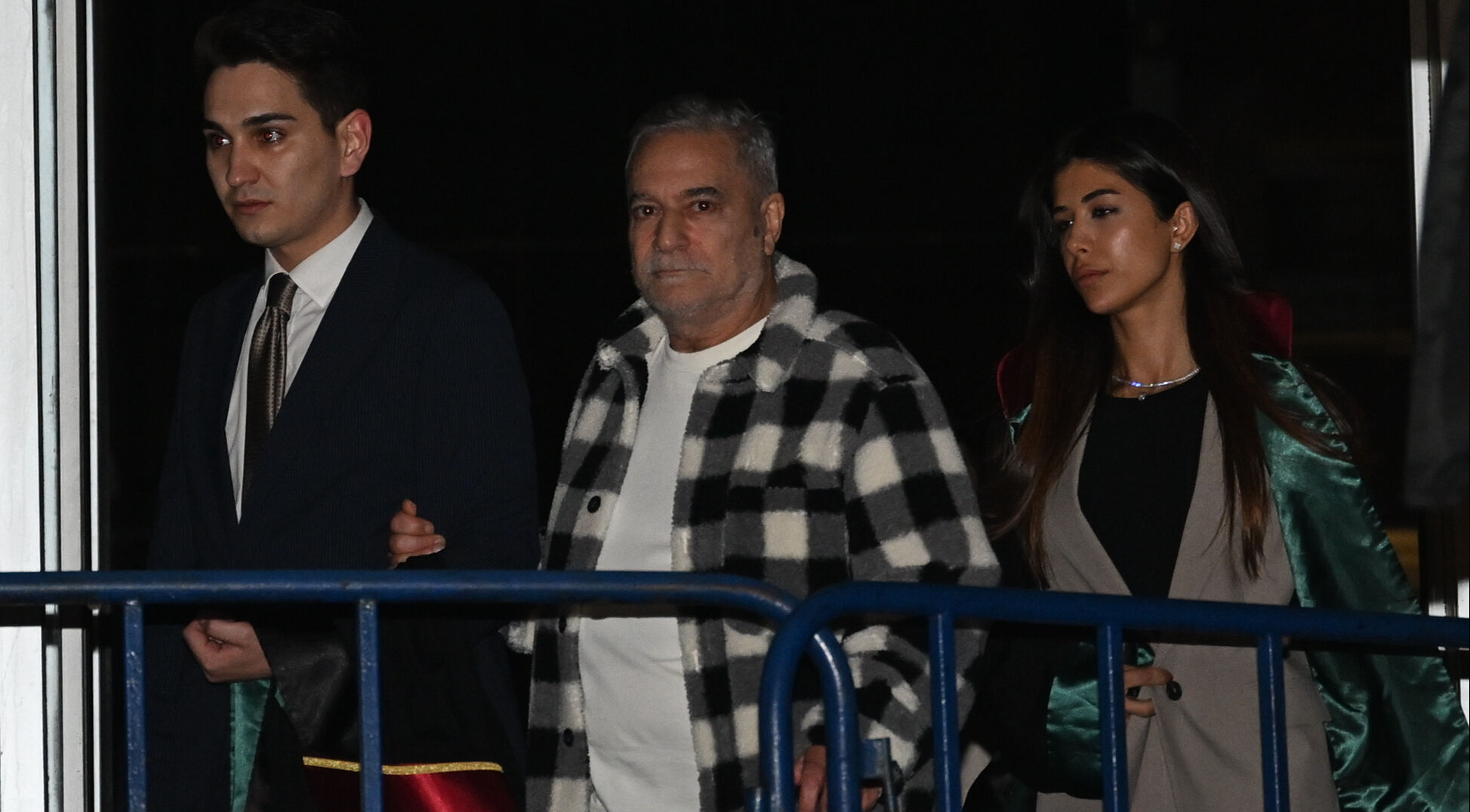 Ev hapsindeki Mehmet Ali Erbil'den yeni kare! 35 yıllık dostu ziyaretine gitti - 2. Resim