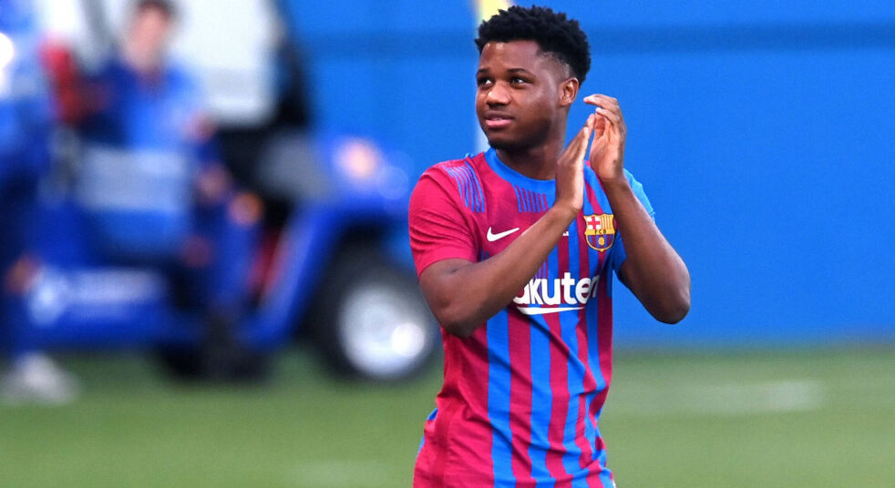 Mourinho Barcelona'nın yıldızı için kararını verdi! Ansu Fati Fenerbahçe'ye imza atacak mı? Mourinho Barcelona'nın yıldızı için kararını verdi! Ansu Fati Fenerbahçe'ye imza atacak mı? - 2. Resim