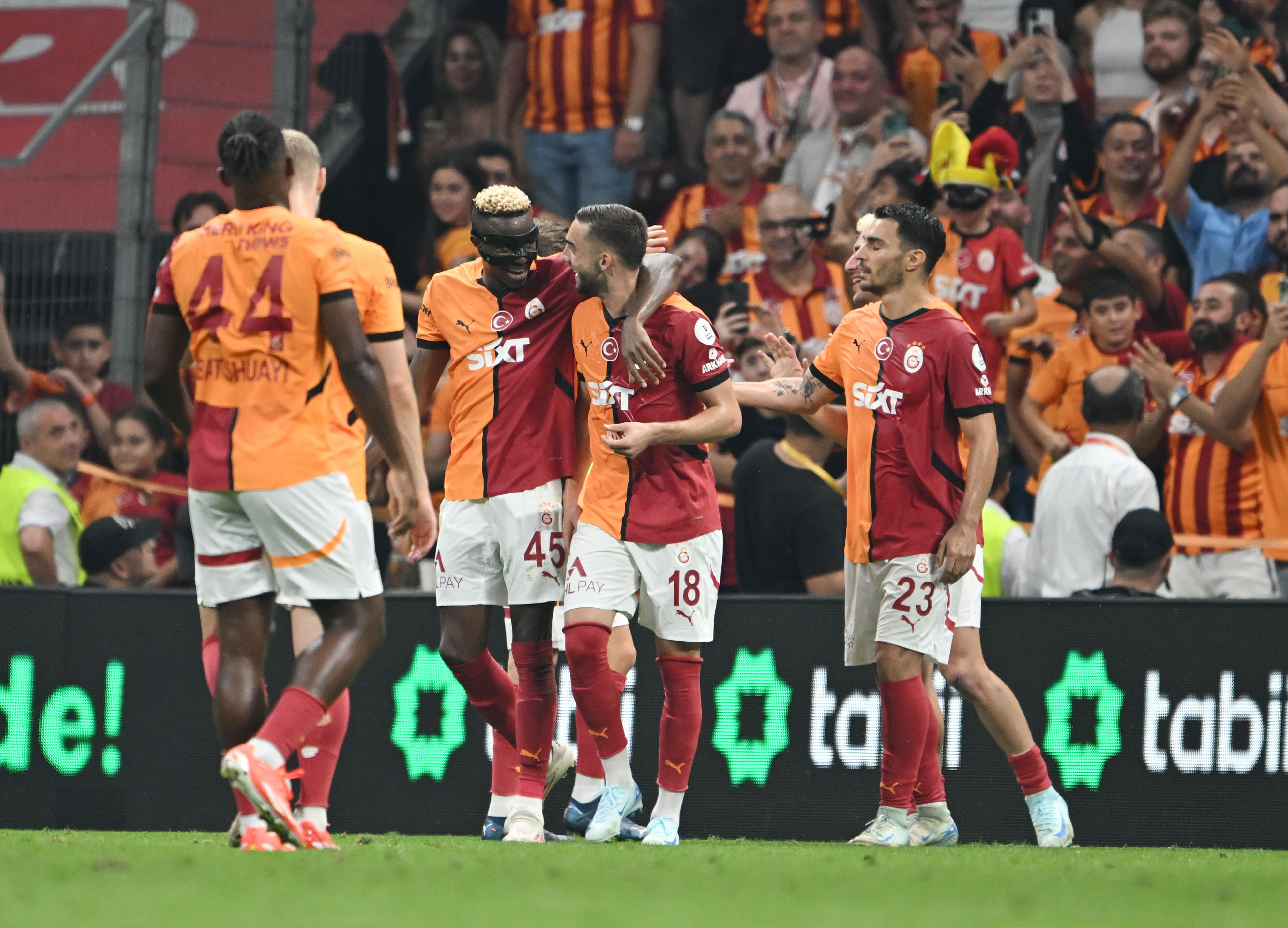 Okan Buruk ilk kez bu kadar net açıkladı! Galatasaray Osimhen'in bonservisini alacak mı? Okan Buruk ilk kez bu kadar net açıkladı! Galatasaray Osimhen'in bonservisini alacak mı? - 6. Resim