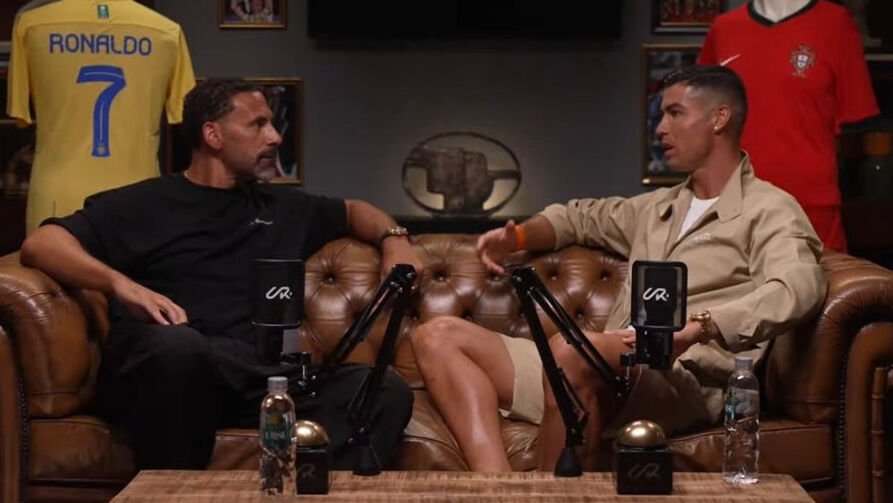 Ronaldo, "İnterneti sallayacağız" diyerek duyurdu! Yeni konuğu Lionel Messi mi olacak? Ronaldo, "İnterneti sallayacağız" diyerek duyurdu! Yeni konuğu Lionel Messi mi olacak? - 3. Resim