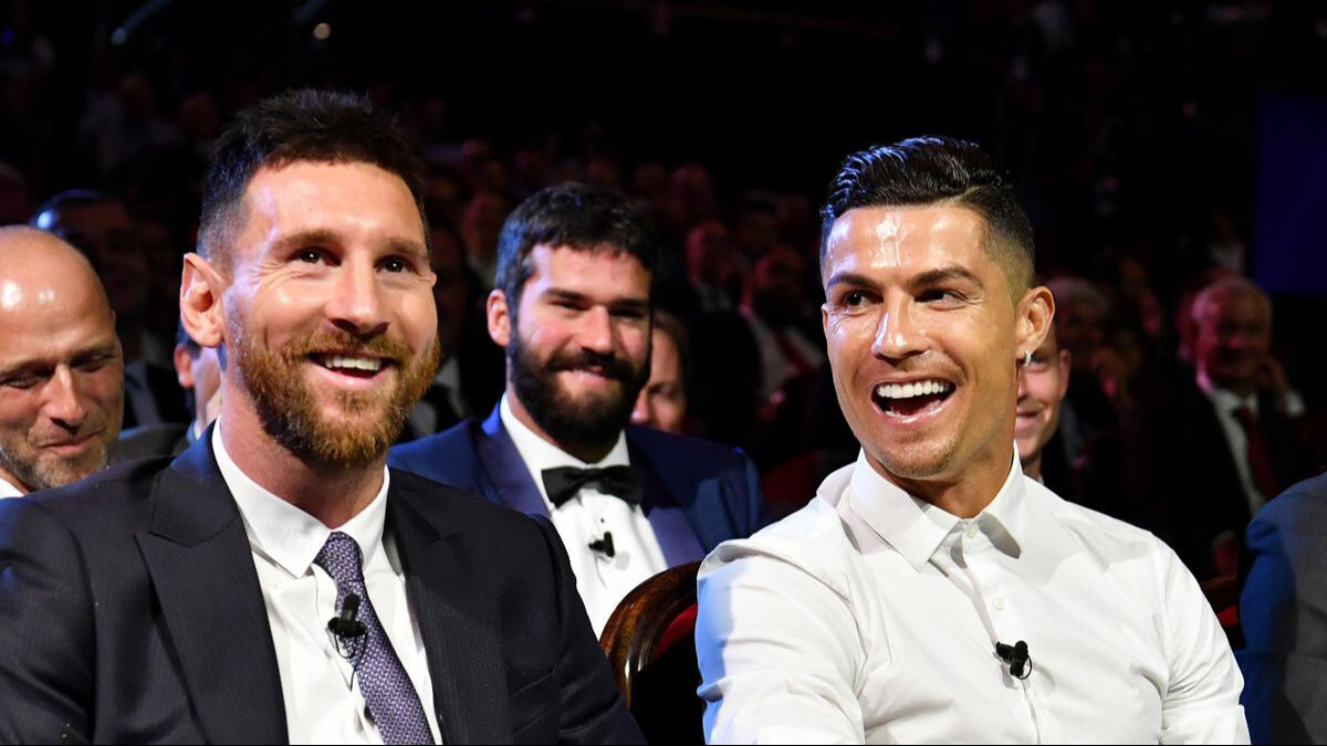 Ronaldo, "İnterneti sallayacağız" diyerek duyurdu! Yeni konuğu Lionel Messi mi olacak? Ronaldo, "İnterneti sallayacağız" diyerek duyurdu! Yeni konuğu Lionel Messi mi olacak? - 5. Resim