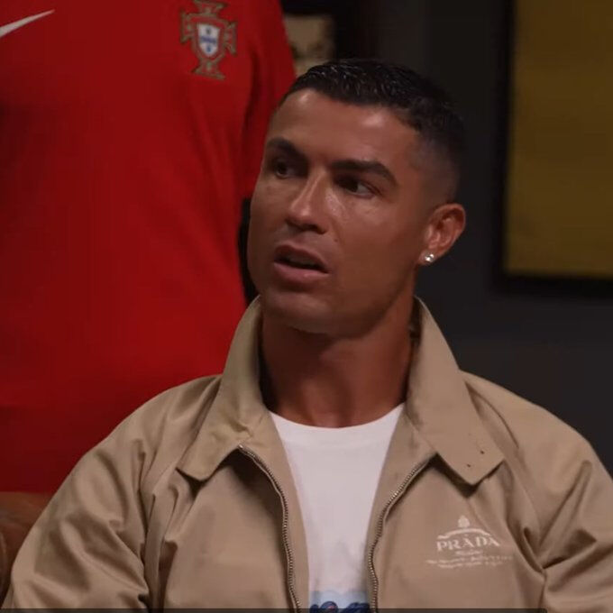 Ronaldo, "İnterneti sallayacağız" diyerek duyurdu! Yeni konuğu Lionel Messi mi olacak? Ronaldo, "İnterneti sallayacağız" diyerek duyurdu! Yeni konuğu Lionel Messi mi olacak? - 6. Resim