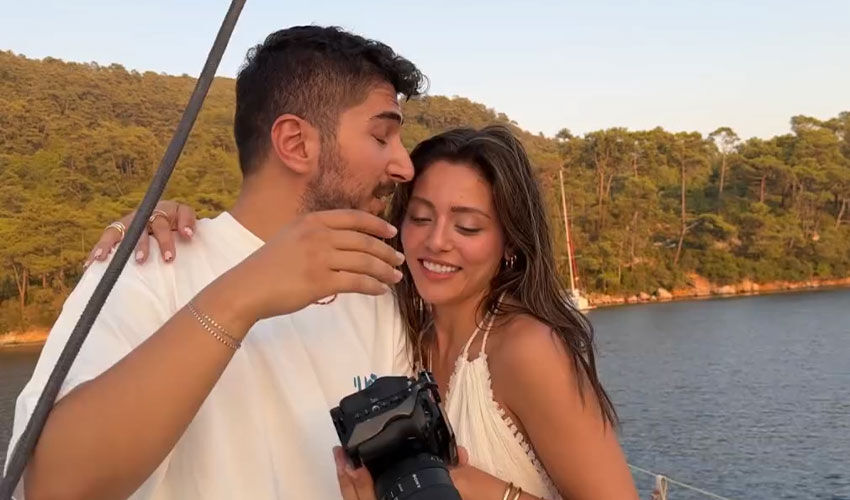 Ufukta düğün var! Sıla Türkoğlu ile Ata Ayyıldız’dan aile pozu geldi - 2. Resim