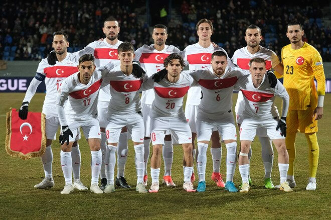 A Milli Takım, Karadağ deplasmanında liderlik peşinde! İşte muhtemel 11'ler... - 7. Resim