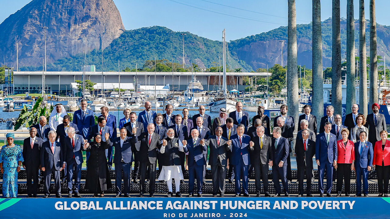 Cumhurbaşkanı Erdoğan'dan Brezilya çıkarması! Görüştüğü isimle ABD'ye resmen mesaj verdi Cumhurbaşkanı Erdoğan'dan Brezilya çıkarması! Görüştüğü isimle ABD'ye resmen mesaj verdi - 1. Resim