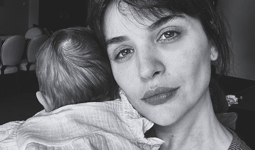 Gonca Vuslateri nasıl zayıfladığını açıkladı! Doğum sonrası 23 kilo böyle gitmiş - 1. Resim