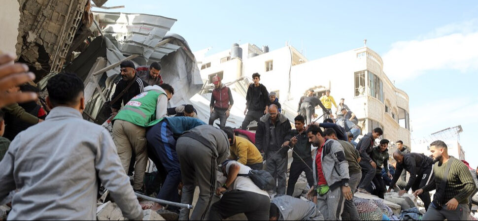 Orta Doğu'yu kana bulayan İsrail güçleri Kudüs'teki El-Şiyah Camii'ni yıktı - 3. Resim